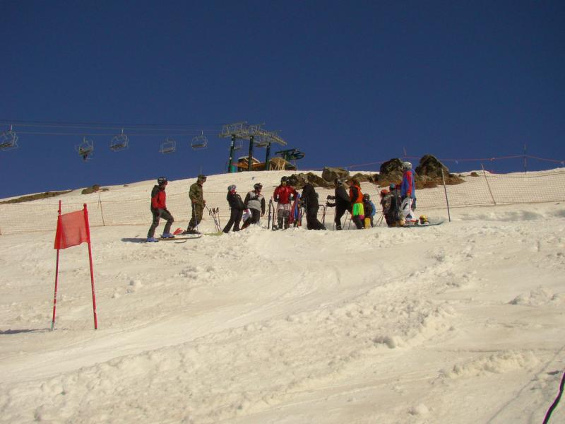 Escuela de Esqu&iacute; y Snowboard de Adultos