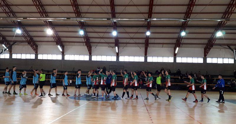 Se reanud&oacute; la liga de mayores del handball