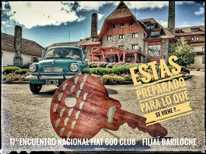 Exposici&oacute;n de los cl&aacute;sicos Fititos (Fiat 600) en el predio del Telef&eacute;rico Cerro