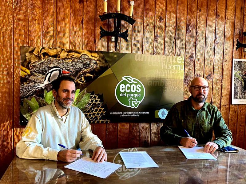 Firma del contrato de concesi&oacute;n para nuevos servicios tur&iacute;sticos en Piedras Blancas y Puerto Radal de Isla Victoria - Parque Nacional Nahuel Huapi 