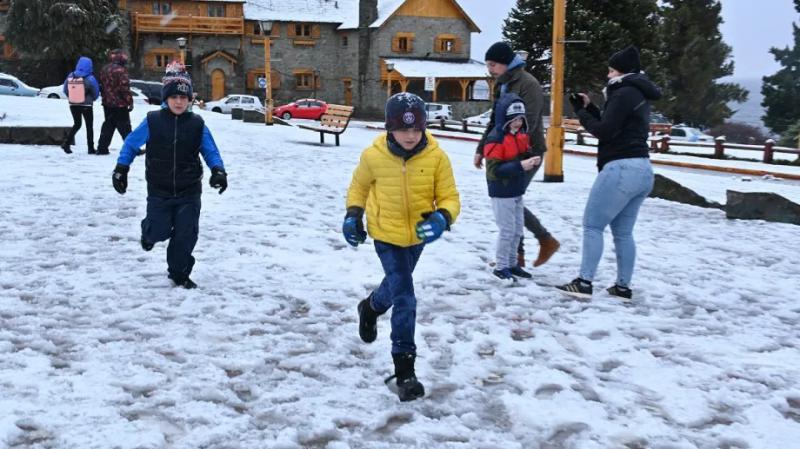 Bariloche: cu&aacute;nto sale ir una semana a la nieve para las vacaciones de invierno 2024