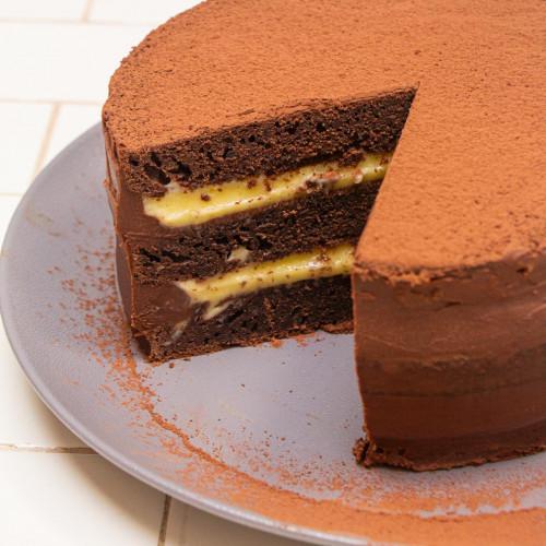 TORTA BOMBA DE CHOCO LIM&Oacute;N