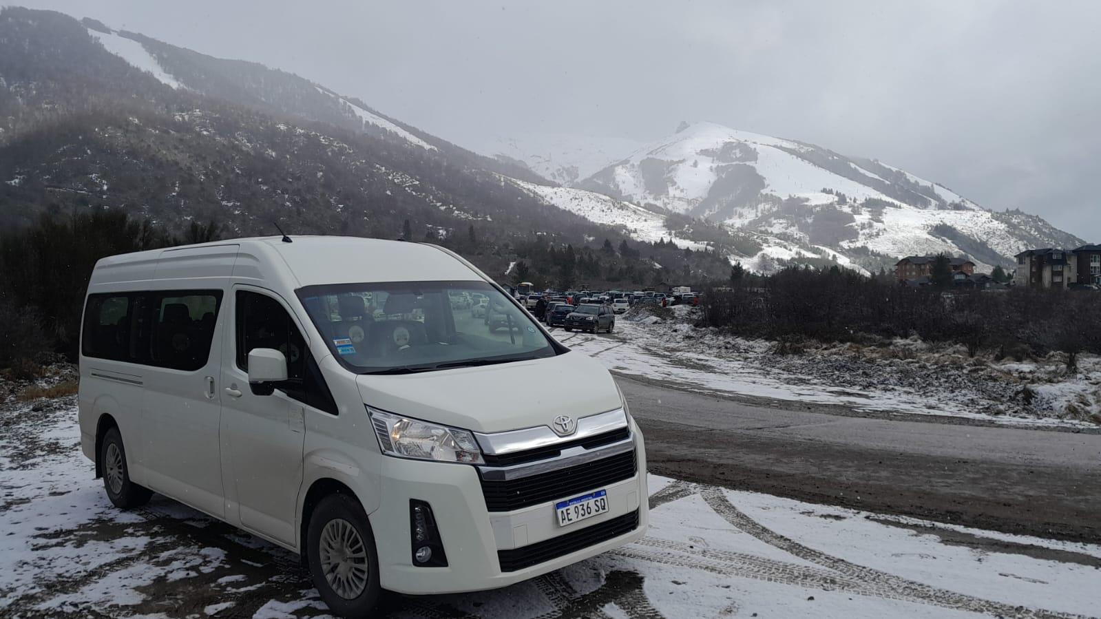 Ventajas de viajar en Combi de Transportes Cohuin-co en Bariloche en invierno 