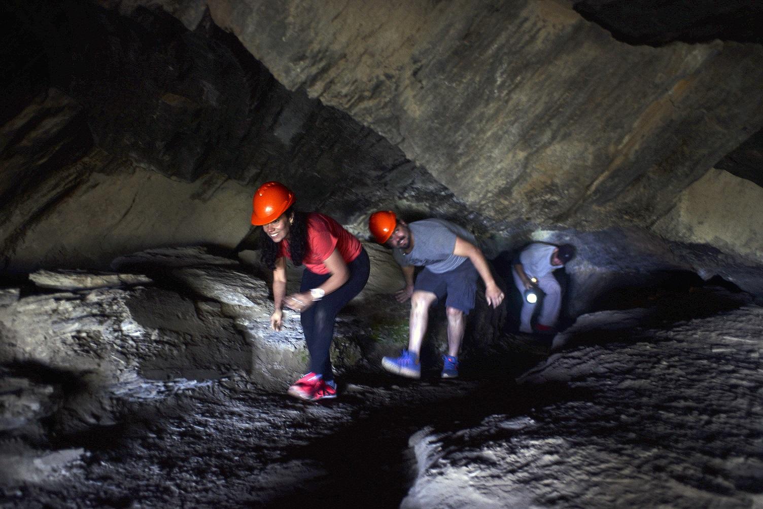 Cavernas y pinturas rupestres a s&oacute;lo 15 kil&oacute;metros de Bariloche