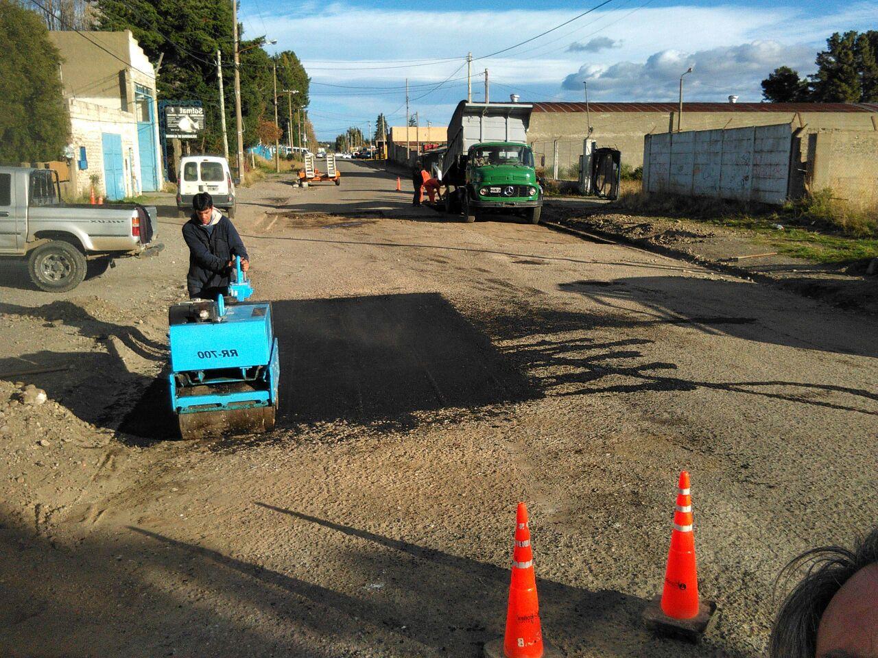 Bacheo y arreglo de calles en la agenda de Servicios P&uacute;blicos