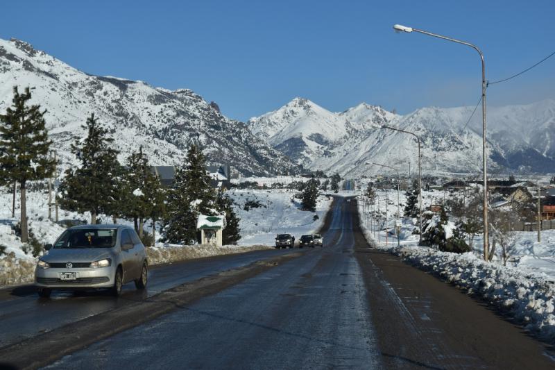 C&oacute;mo actuar frente al hielo negro en rutas y caminos