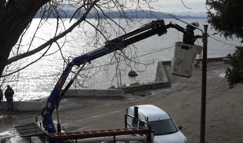 Colocan luminarias en Costanera y ponen en condiciones el Mirador de Bah&iacute;a L&oacute;pez