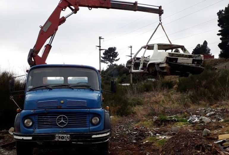 Servicios P&uacute;blicos retir&oacute; m&aacute;s de 30 cascos de autos abandonados