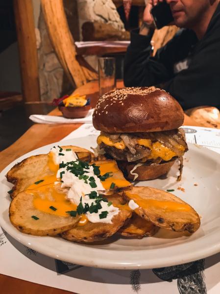 HAMBURGUESA EL BETO ACOSTA 