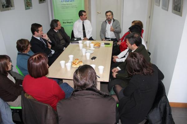 D&iacute;a Adultos Mayores - Reuni&oacute;n con gerentes de bancos de Bariloche