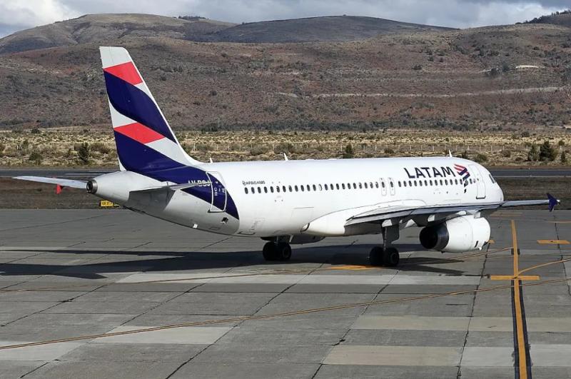 Autorizan a una aerolínea a realizar hasta seis vuelos semanales entre Bariloche y San Pablo