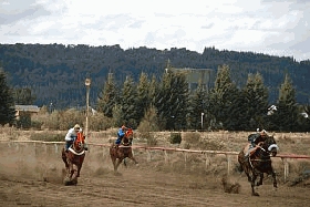 El jockey se viste de fiesta con el cl&aacute;sico D&iacute;a de la Tradici&oacute;n