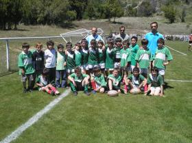 Encuentro infantil de rugby en Lago Escondido.