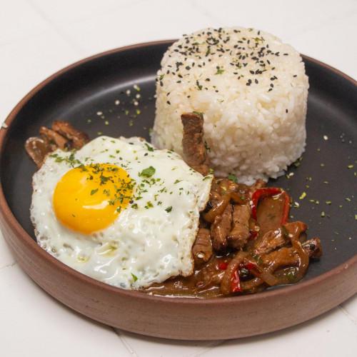 CARNE PAJARITO CON ARROZ