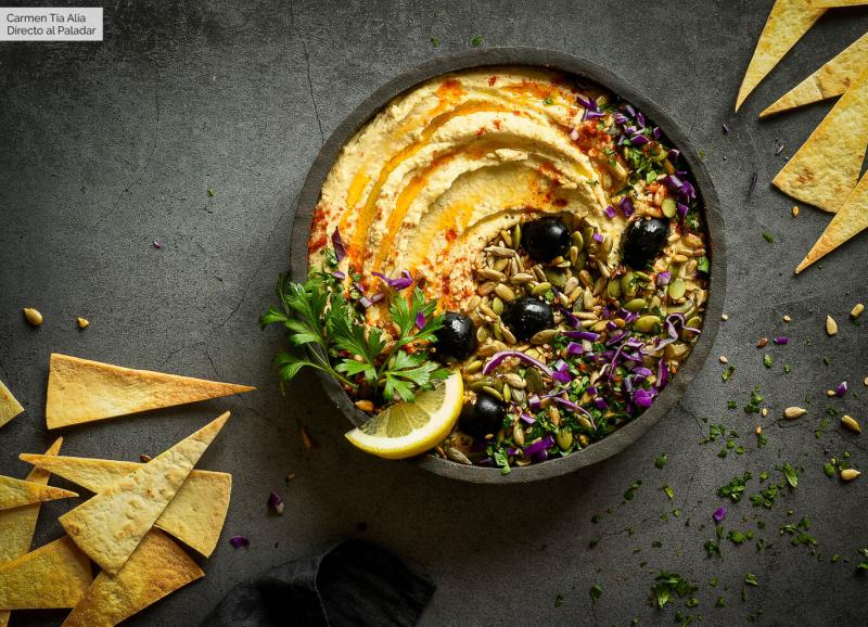 C&oacute;mo hacer hummus casero de garbanzos, la receta tradicional original es tambi&eacute;n la m&aacute;s f&aacute;cil