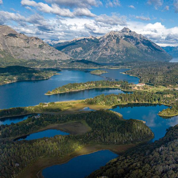  Refugio Oeste en Circuito Chico: &iexcl;El &Uacute;nico Hostel con C&aacute;psulas de Bariloche!