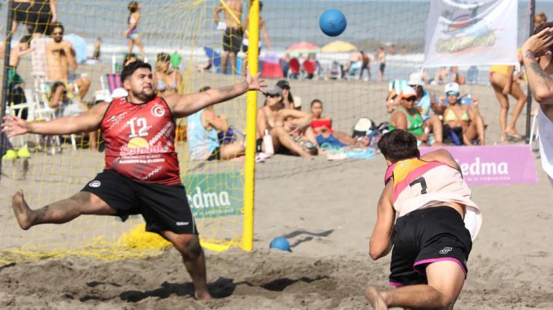 El Circuito Argentino de Beach Handball pas&oacute; por R&iacute;o Negro 