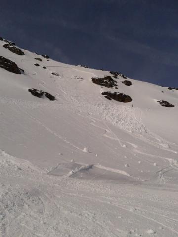 Ejemplo de Avalancha de placa de nieve hmeda-