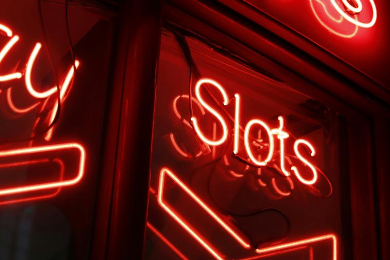  El diccionario tecnol&oacute;gico de las slots: el significado de los principales t&eacute;rminos de estos juegos