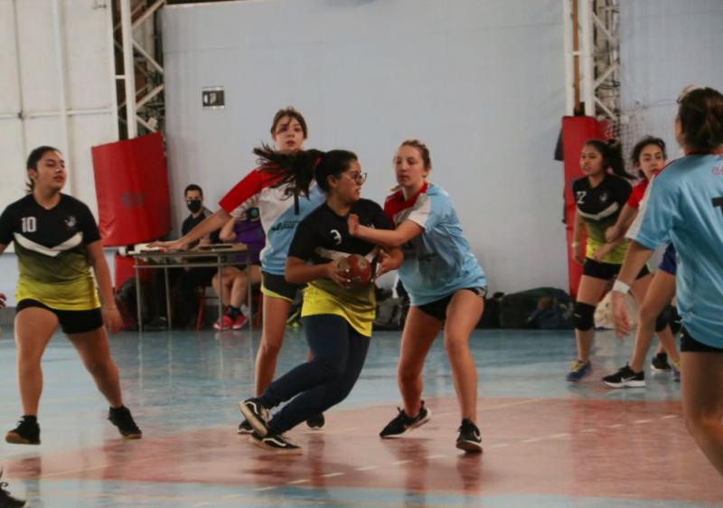 Brillante reinicio del handball